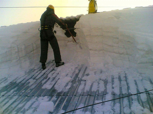 Уборка снега цена в Краснообске